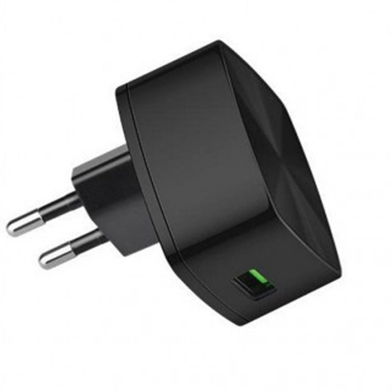 Universal Adapter – Adaptor me 1 porte USB ne shitje
